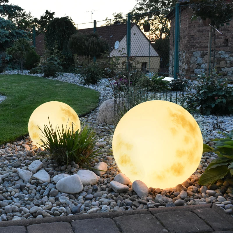 MoonMagic | Mondförmige LED-Gartenleuchte