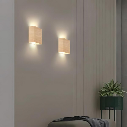 WoodAura | Elegante Nordic Wandleuchte aus Holz mit warmem LED-Licht