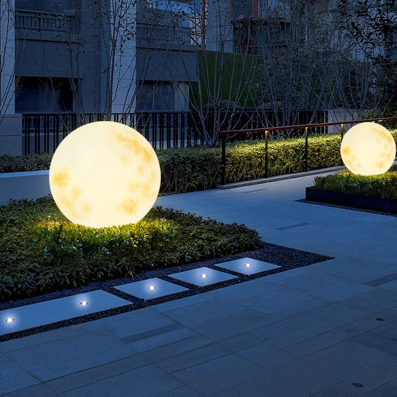 MoonMagic | Mondförmige LED-Gartenleuchte